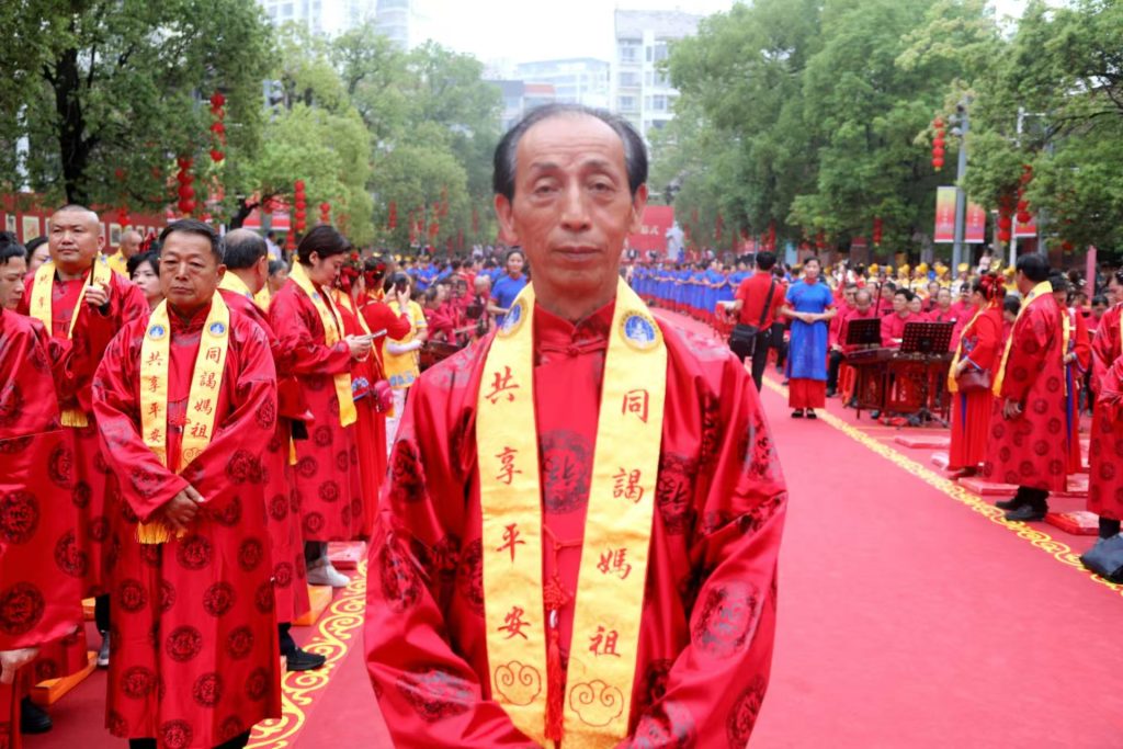 曹俊平